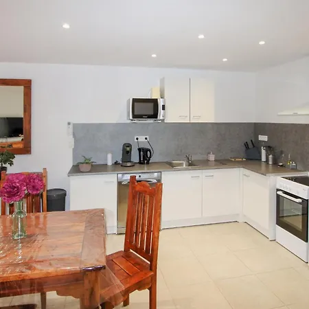 Beautiful In With Kitchen * Donzère