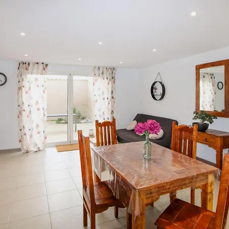 Casa vacanze Beautiful In With Kitchen *